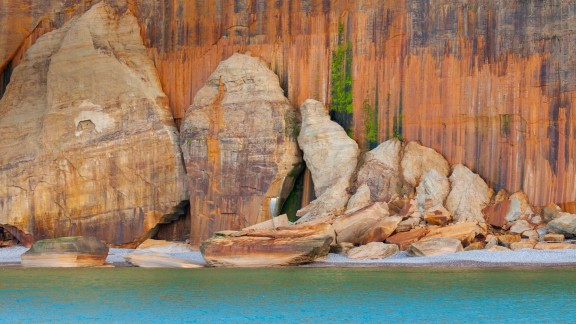 绝地求生辅助示意图